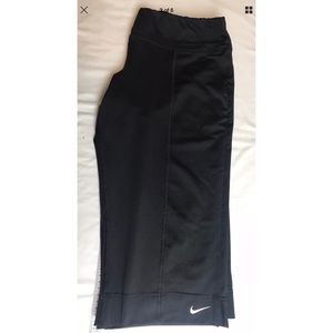 Nike Dri Fir Capri